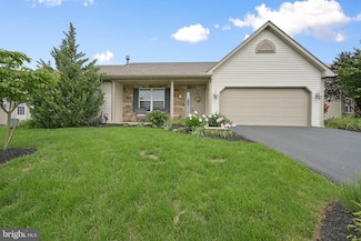 1009 Rosebud St, Reading, PA 19605