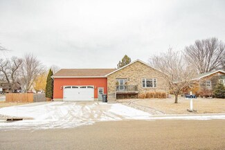 616 Betty Ave, Worthington, MN 56187