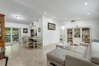 9750 SW 210th St, Cutler Bay, FL 33189