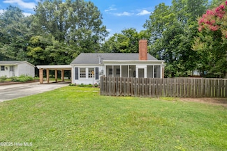 401 W Mcneill St, Lillington, NC 27546