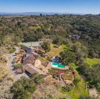 857 Westridge Dr, Portola Valley, CA 94028