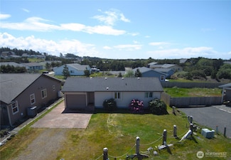 806 324th Place, Ocean Park, WA 98640