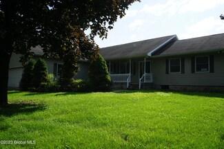 288 Eastline Rd, Ballston Lake, NY 12019