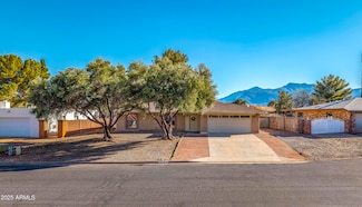 2910 Oakmont Dr, Sierra Vista, AZ 85650