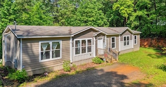 315 April Trace, Dawsonville, GA 30534