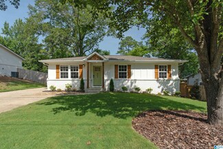 952 Oak Grove Rd, Birmingham, AL 35209
