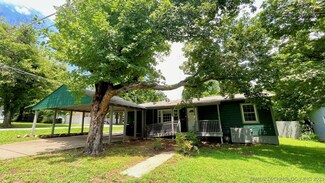 110 N Darrell Ave, Tahlequah, OK 74464