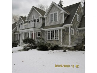 5 Blakes Ln, Hampton Falls, NH 03844