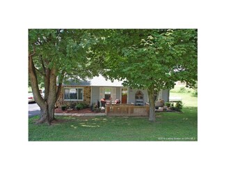 7009 Pekin Rd, Greenville, IN 47124