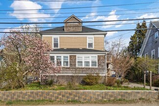 110 E Main St, Gloucester, MA 01930