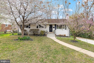 3221 Sherry Ct, Falls Church, VA 22042