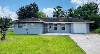 5962 Van Fleet St, Houston, TX 77033