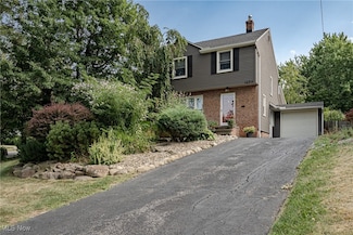 1494 Laclede Rd, Cleveland, OH 44121