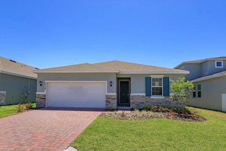 2923 Supermarine Rd, Tavares, FL 32778