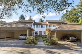 16 Woodstock Ct, San Rafael, CA 94903