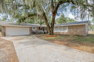 6002 Roberts Rd, Beaufort, SC 29906