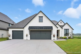 2950 E 146th Place S, Bixby, OK 74008