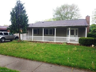 210 Hemlock St, Dover, OH 44622