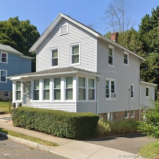 20 Erin St Unit 1, Middletown, CT 06457