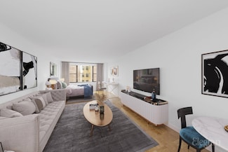 305 E 40th St Unit 10W, New York, NY 10016
