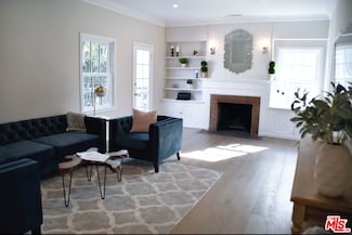 137 1/2 N Harper Ave, Los Angeles, CA 90048