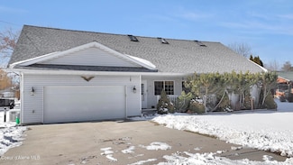 170 Kootenai Bay Rd, Sandpoint, ID 83864