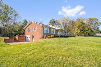 520 S Bunker Hill Rd, Colfax, NC 27235
