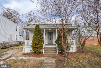 5702 L St, Fairmount Heights, MD 20743