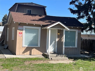 28 Fir St N, Omak, WA 98841
