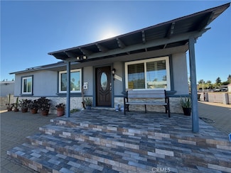 8607 Cantaloupe Ave, Panorama City, CA 91402