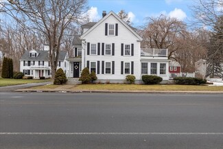 376 Main St Unit 4, Amesbury, MA 01913