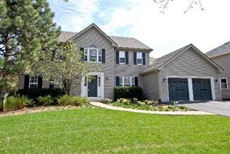 604 Oakhurst Dr, Naperville, IL 60540