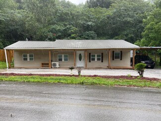 1090 Mill Wee Hollow Rd, Chickamauga, GA 30707