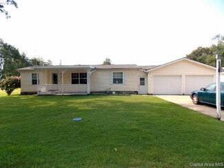108 W Main St, Auburn, IL 62615