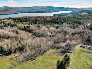 - Dorman Rd, Pittsburg, NH 03592