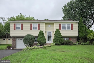 1945 Sweetbriar Rd, Ottsville, PA 18942