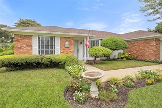 7048 Misty Meadow Dr S, Fort Worth, TX 76133