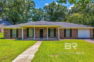 7037 Woodlea Dr S, Mobile, AL 36695