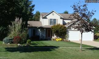 1322 Sunset Way Blvd, Kent, OH 44240