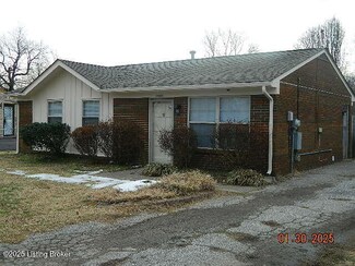10609 S Dodge Ln, Louisville, KY 40272
