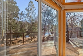 21786 Crystal Lake Dr, Sonora, CA 95370