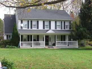 5 Dellett Dr, Shamong, NJ 08088