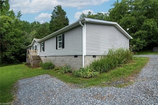 1941 Ayersville Rd, Mayodan, NC 27027
