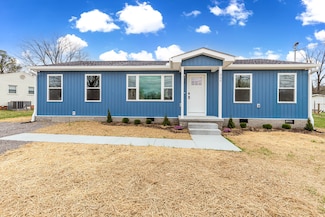 956 Horse Mountain Rd, Shelbyville, TN 37160