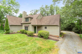 1043 Amber Ridge Rd, Charlottesville, VA 22901