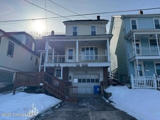 325 E Railroad St, Nesquehoning, PA 18240