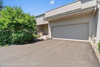5283 E Hidden Lake Dr Unit 47, East Lansing, MI 48823