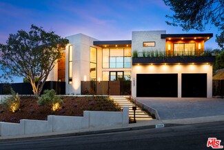 1523 Stradella Rd, Los Angeles, CA 90077