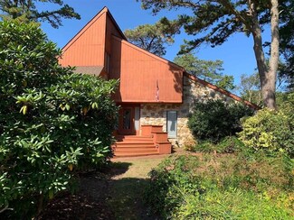 16 Greenbriar Rd, Marmora, NJ 08223