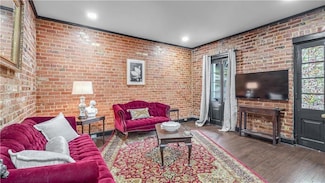 922 Chartres St Unit E, New Orleans, LA 70116